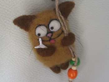 Кот хулюган